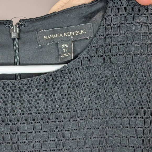 Banana Republic Short Sleeve Lace Top Black Size XS - Picture 3 of 3